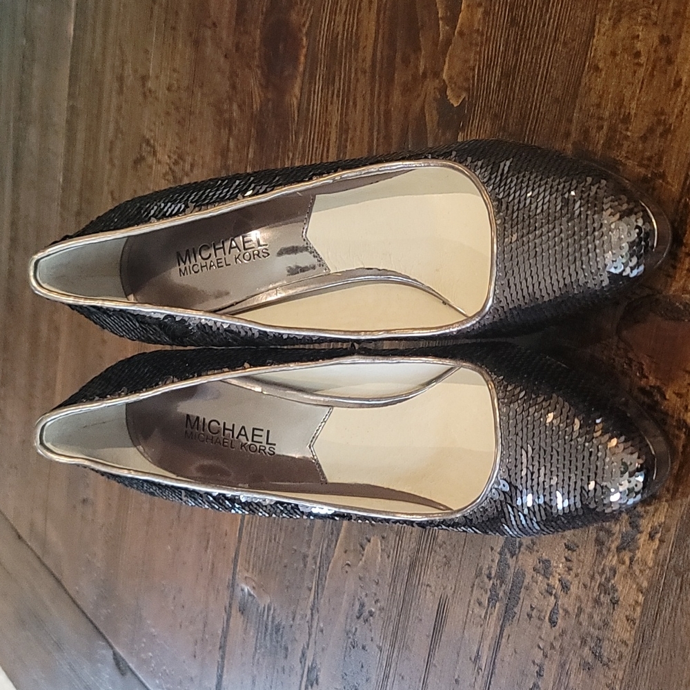 Michael Kors Silver Sequin High Heels - size 7.5 - Picture 2 of 3